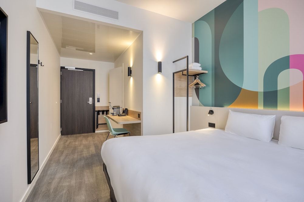 B&B HOTEL Hasselt Superior Double Room 2