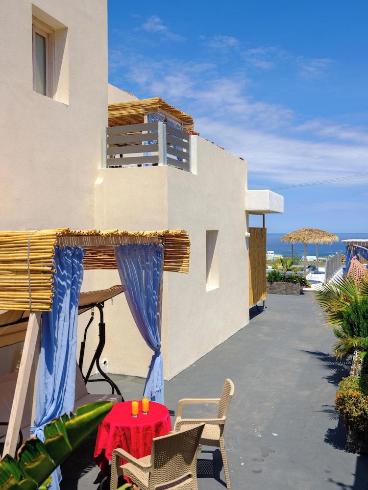 undefined Nalu Suites 7