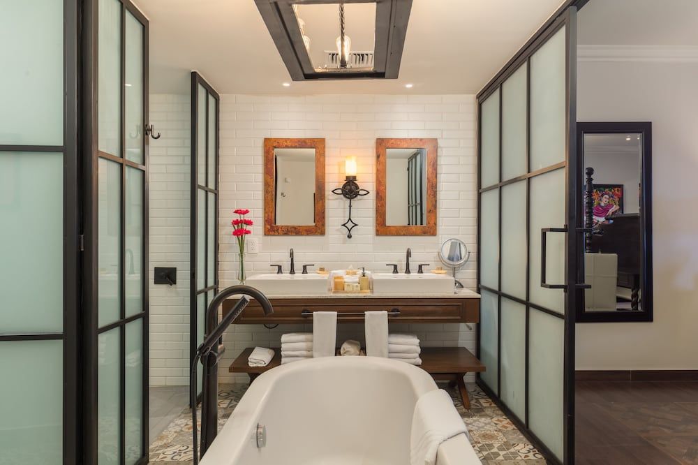 Vista Encantada Spa Resort & Residences Two Bedroom Suite Ocean View, Plunge Pool 8