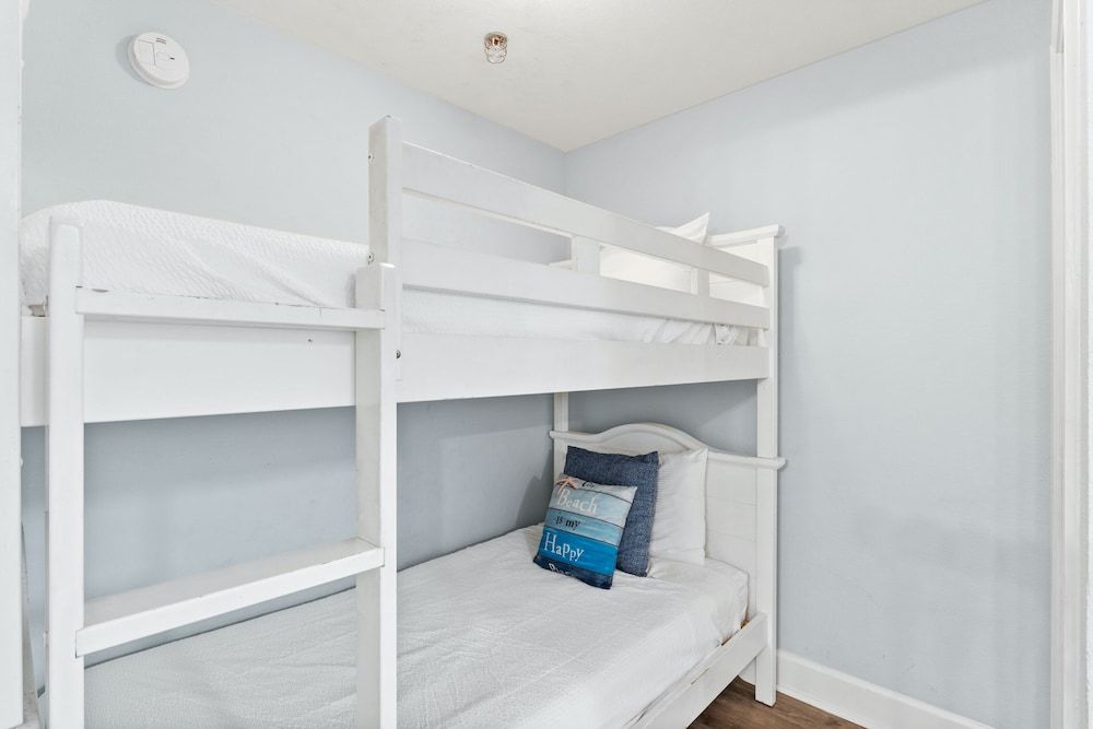 Condo, 1 Bedroom, Beachfront (612)