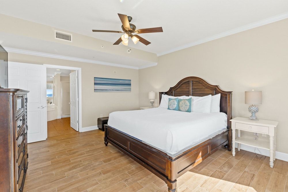 Condo, Four Bedroom, Beachfront (2301)