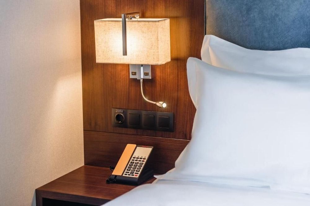 ATECA HOTEL SUITES Standard Double or Twin Room 7