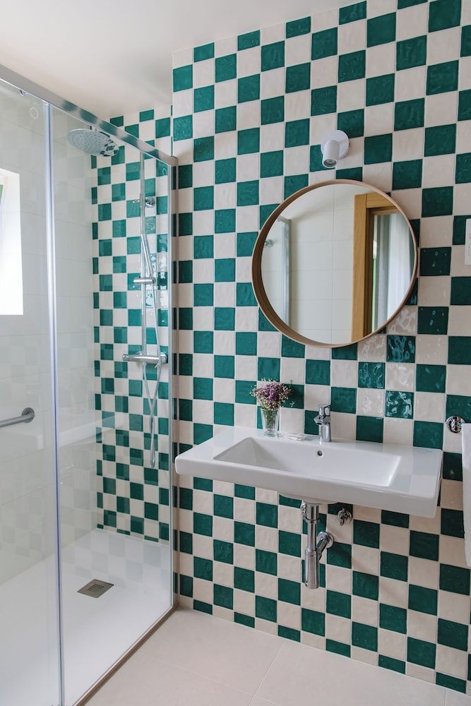 Santo Antonio de Fatima Double or Twin Room (with Extra Bed) 9