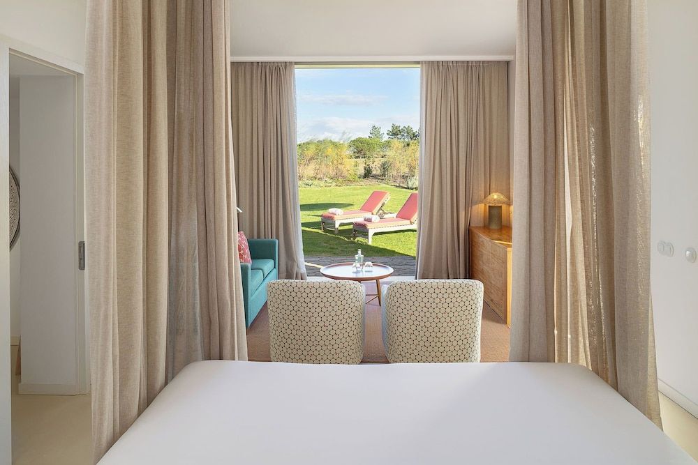 Two Bedroom Suite w/ Garden and Plunge Pool
