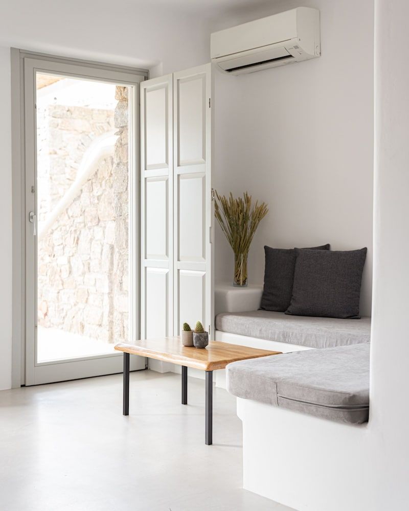 Koumi Homes Mykonos One Bedroom Suite by Koumi Homes Mykonos 4