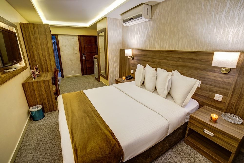 Deluxe Single Room