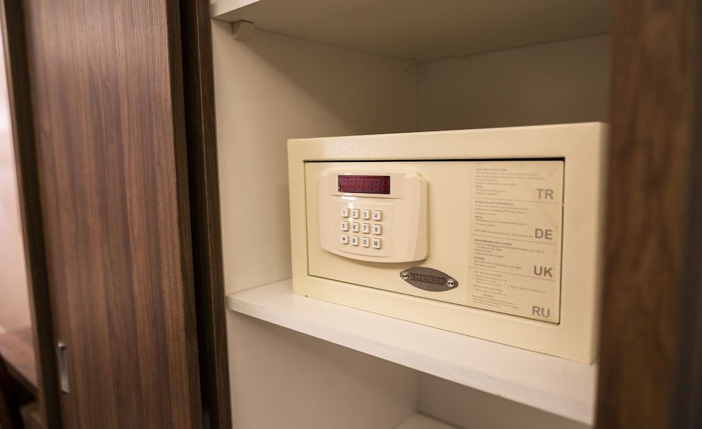 In-Room Safe