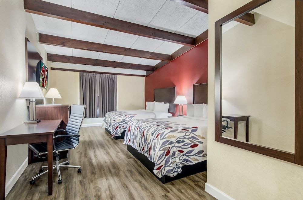 Superior Room, 2 Queen Beds, Non Smoking (Shower Only)