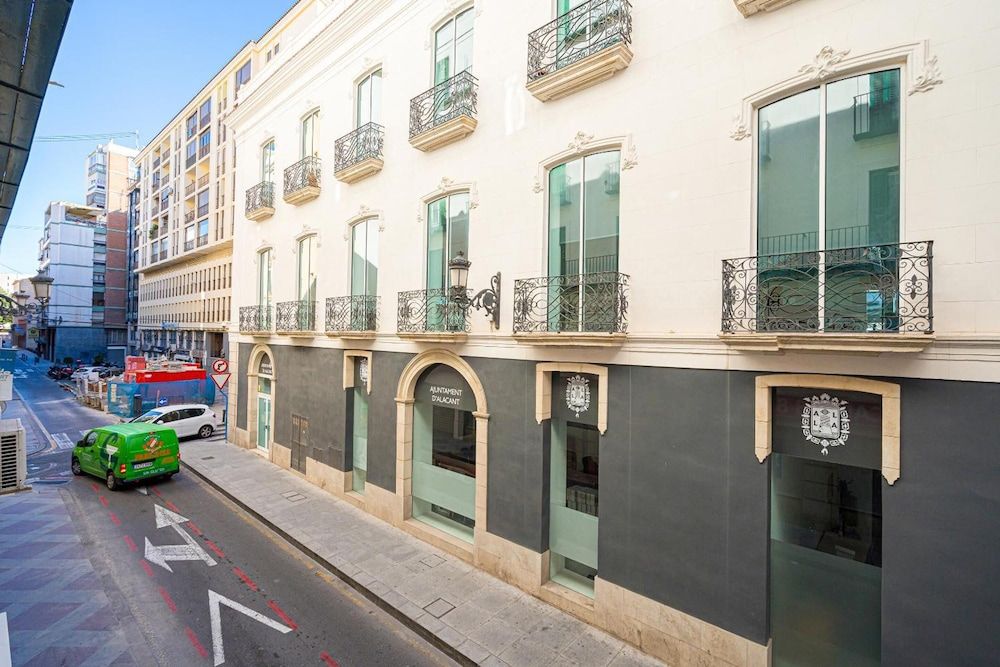 undefined Pensión Ayuntamiento 8