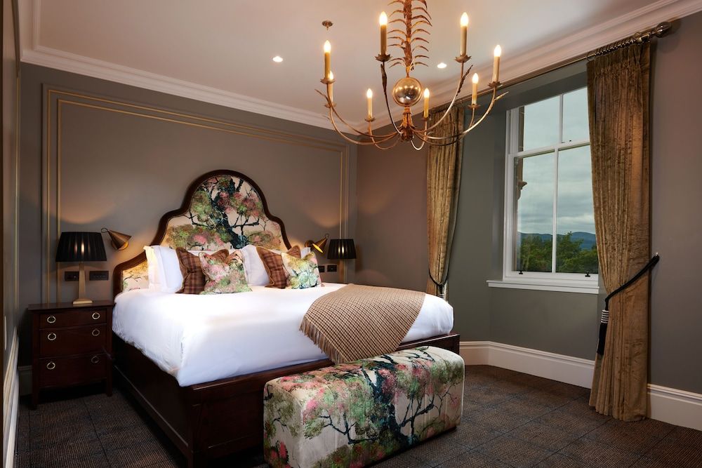 Suite (Loch View)