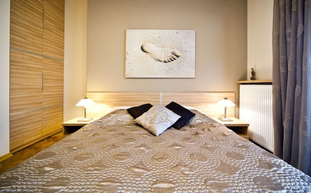 4Seasons Apartments Cracow Apartment, 2 Bedrooms, Balcony, Garden View (6 pax) 5