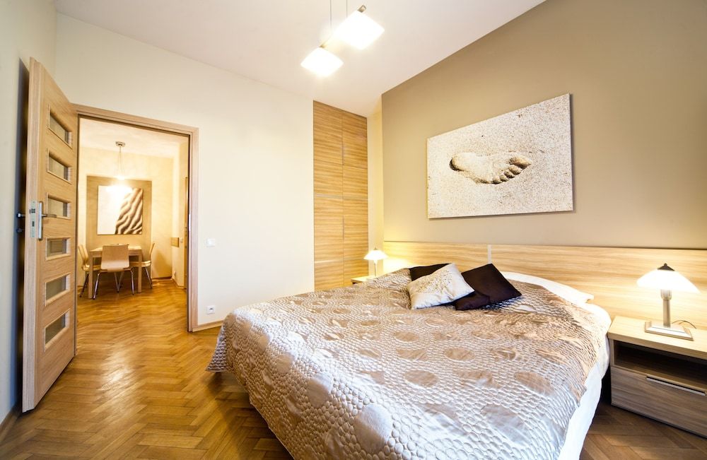 4Seasons Apartments Cracow Apartment, 2 Bedrooms, Balcony, Garden View (6 pax) 8