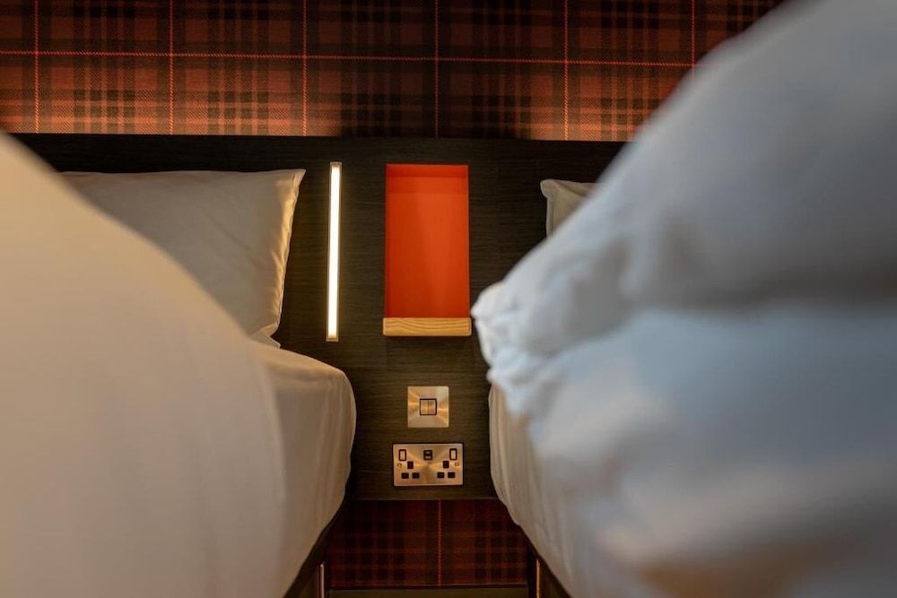 undefined easyHotel Dublin City Centre 8