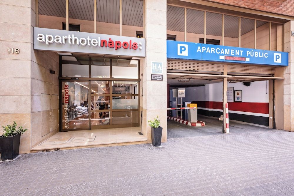 undefined Aparthotel Napols 2