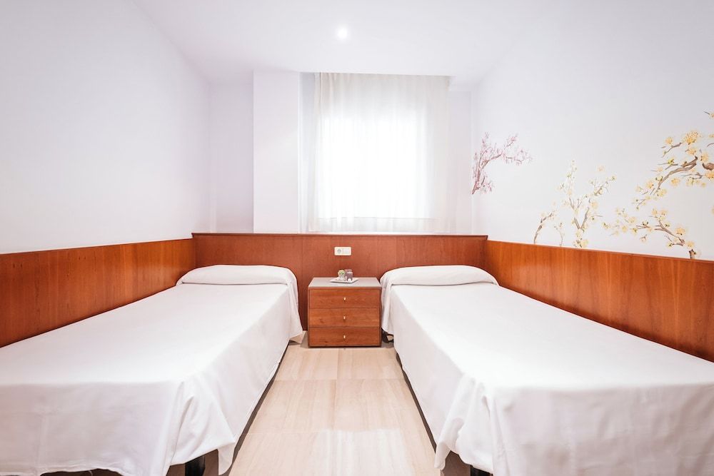 Aparthotel Napols Apartment, 2 Bedrooms 2