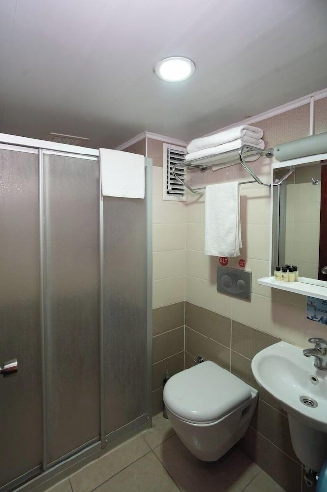 Hotel Akyildiz TRIPLE ROOM 5