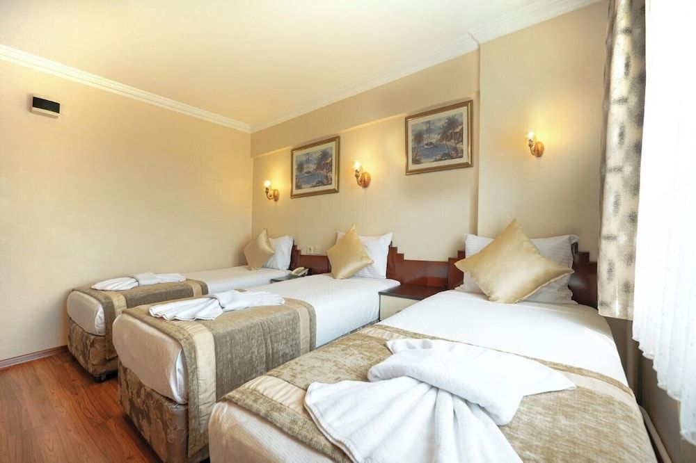 Hotel Akyildiz TRIPLE ROOM