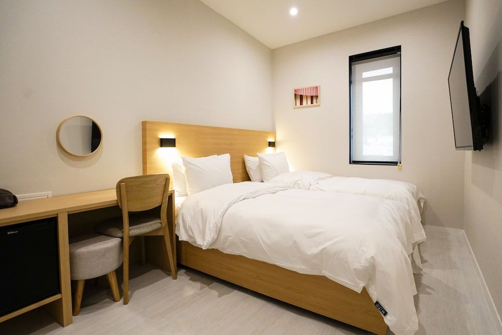 undefined Mipo Oceanside Hotel