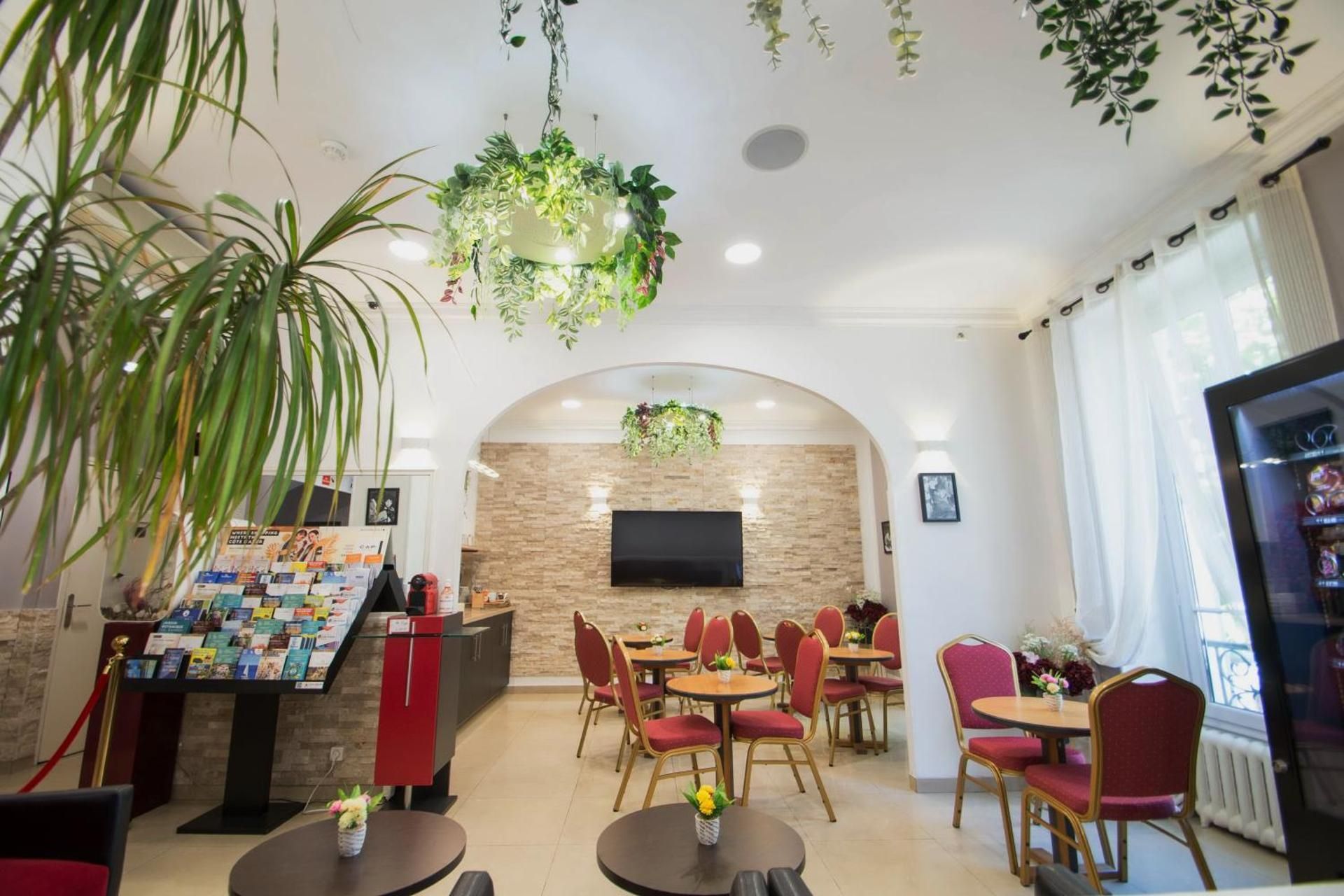 undefined Hotel Parisien 10