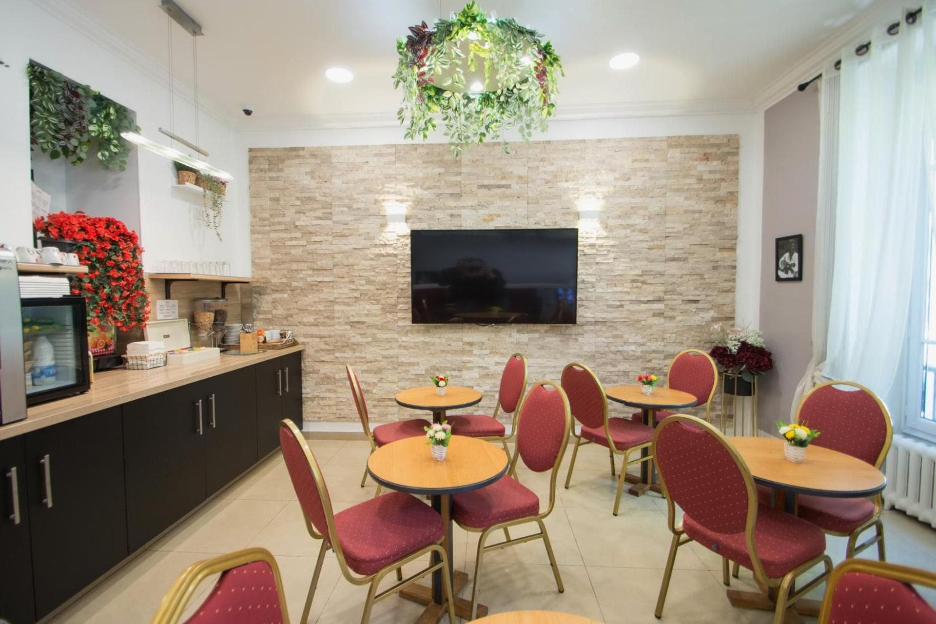 undefined Hotel Parisien 9