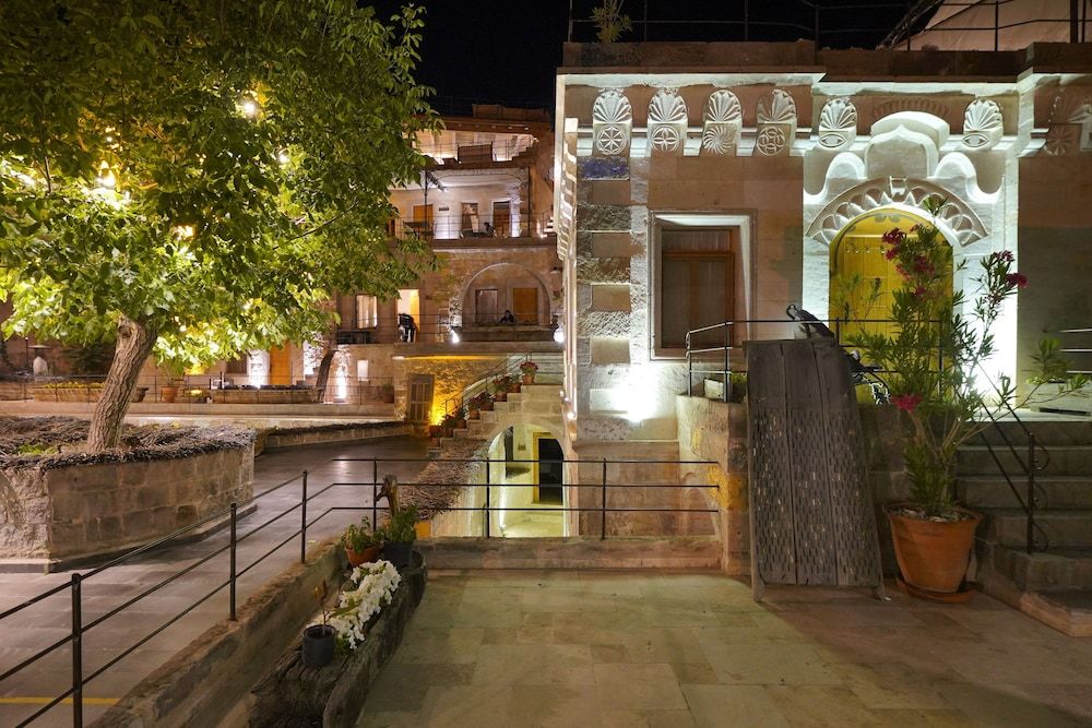 undefined Design Cave Hotel 5