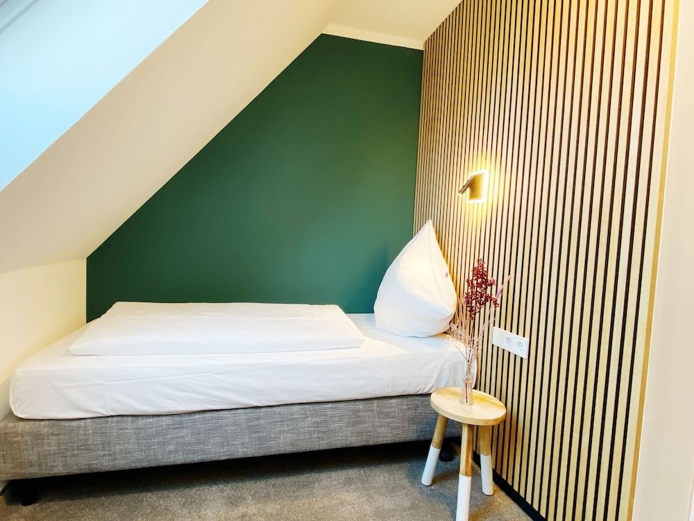 Hotel Xenia Single Room