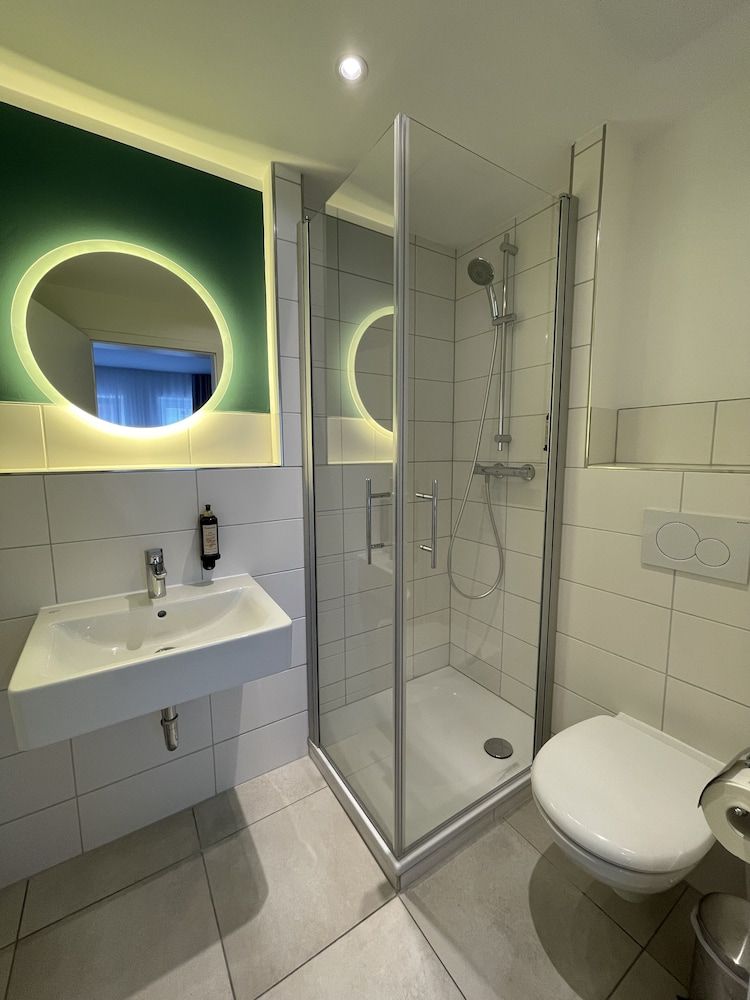 Hotel Xenia Single Room 4