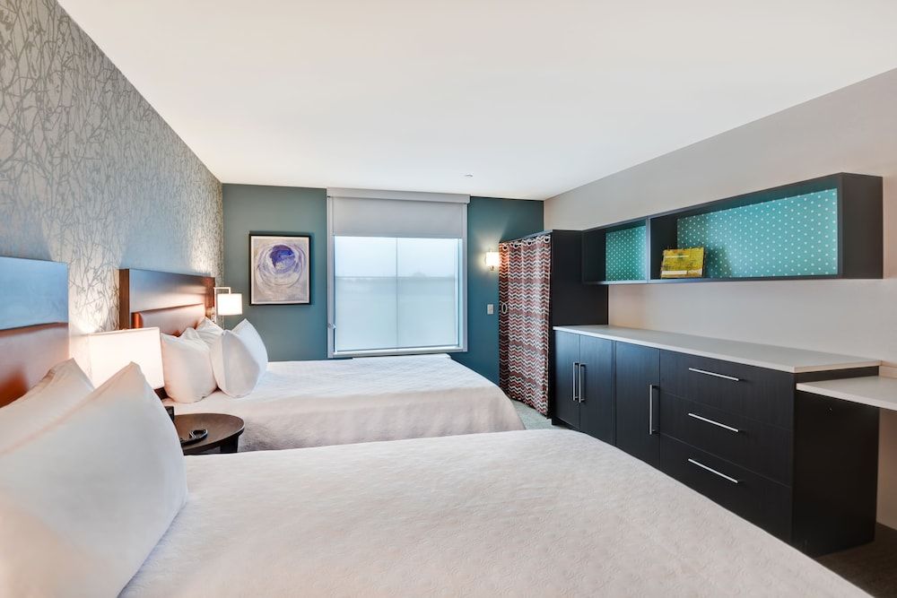 Studio, 2 Queen Beds, Accessible, Bathtub (Mobility & Hearing)