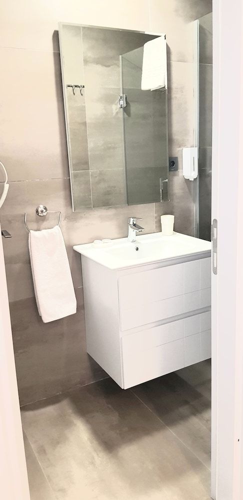 Stile Suite Family Hotel Economy Studio Suite, 1 Queen Bed, Non Smoking, Garden View 14