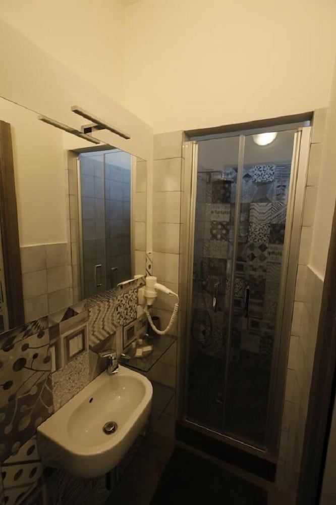 5 Terre Pelagos 2 Double Room, Sea View (Newport) 14