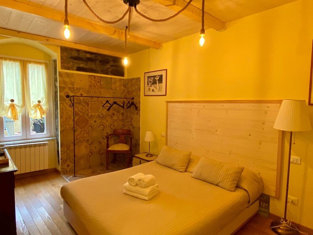 5 Terre Pelagos 2 Double Room (Great Eastern) 6