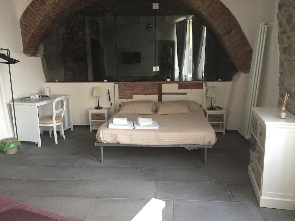 5 Terre Pelagos 2 Quadruple Room (Cave) 8