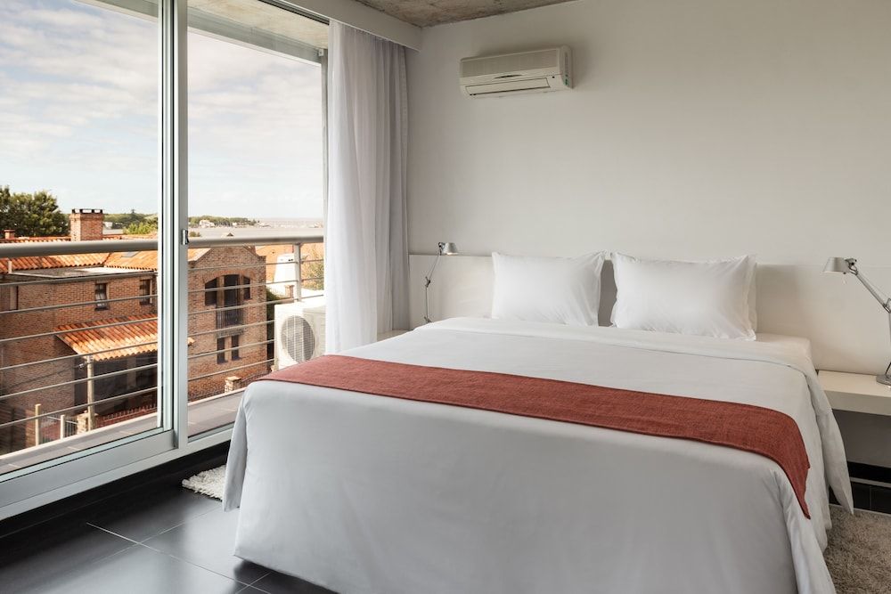 Costa Colonia - Riverside Boutique Hotel Suite 2