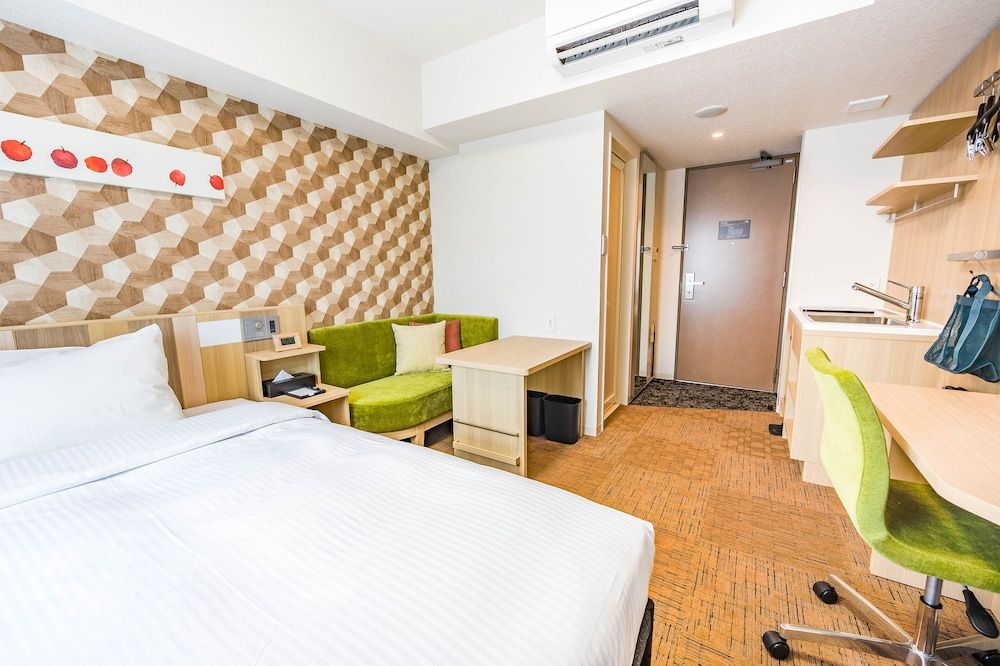Double Room, Non Smoking, Kitchen (with Washing Machine and Microwave)