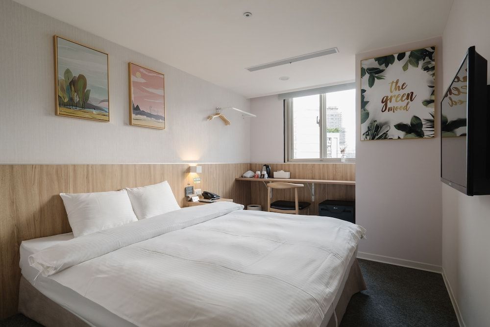 undefined Hotel Attic 4