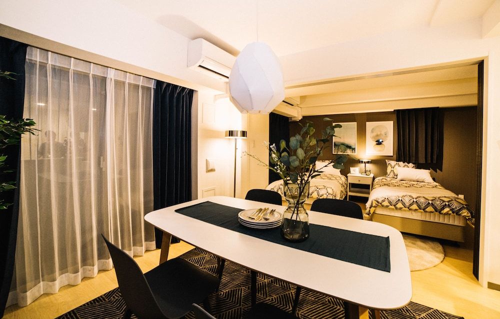 Universal Haneda Deluxe Family Room 10