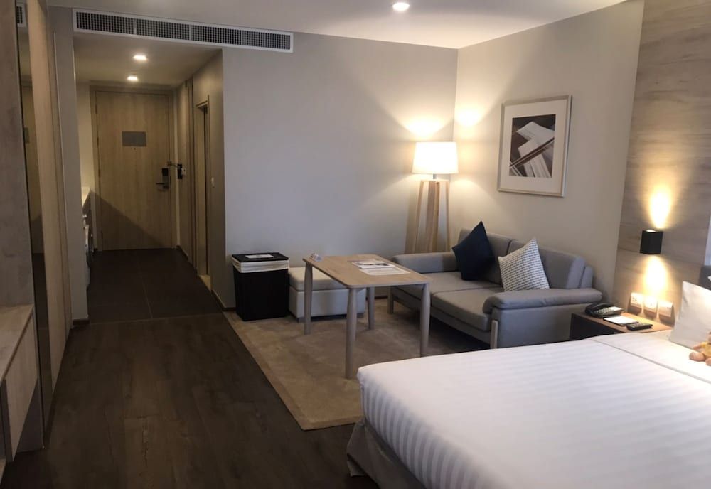 Somerset Harbourview Sri Racha Executive Studio