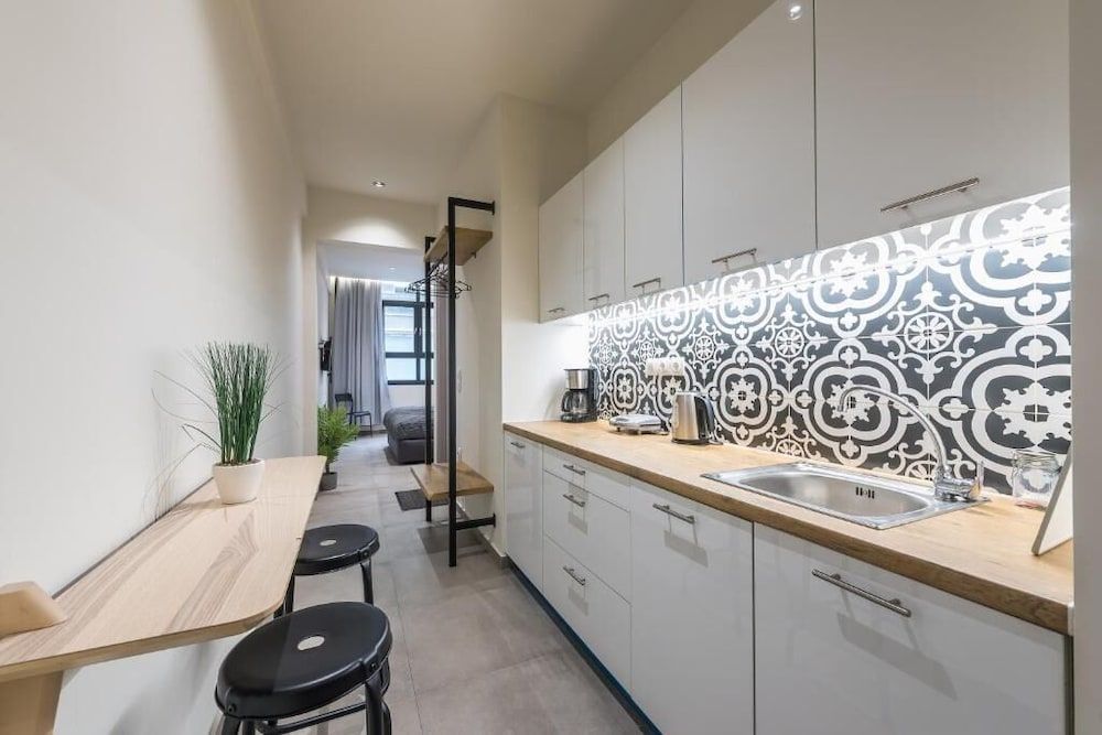 undefined Filia Place 9