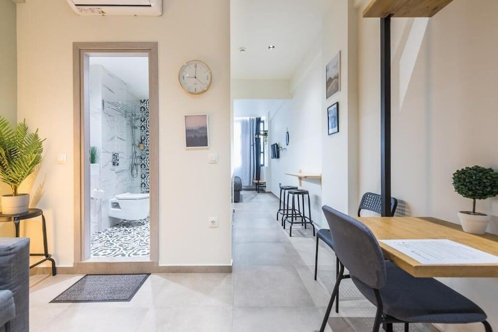 undefined Filia Place 7