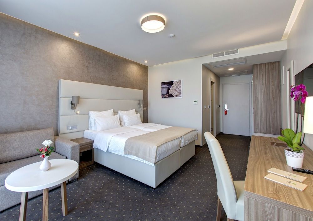 Eden Hotel& Spa Deluxe Double or Twin Room, Balcony 11