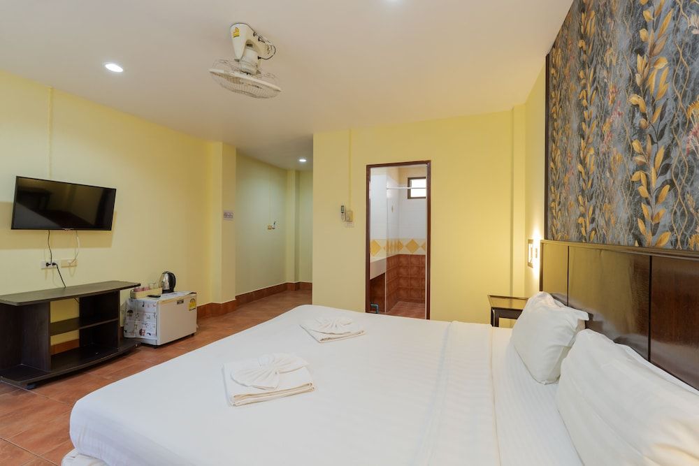 Superior Triple Room