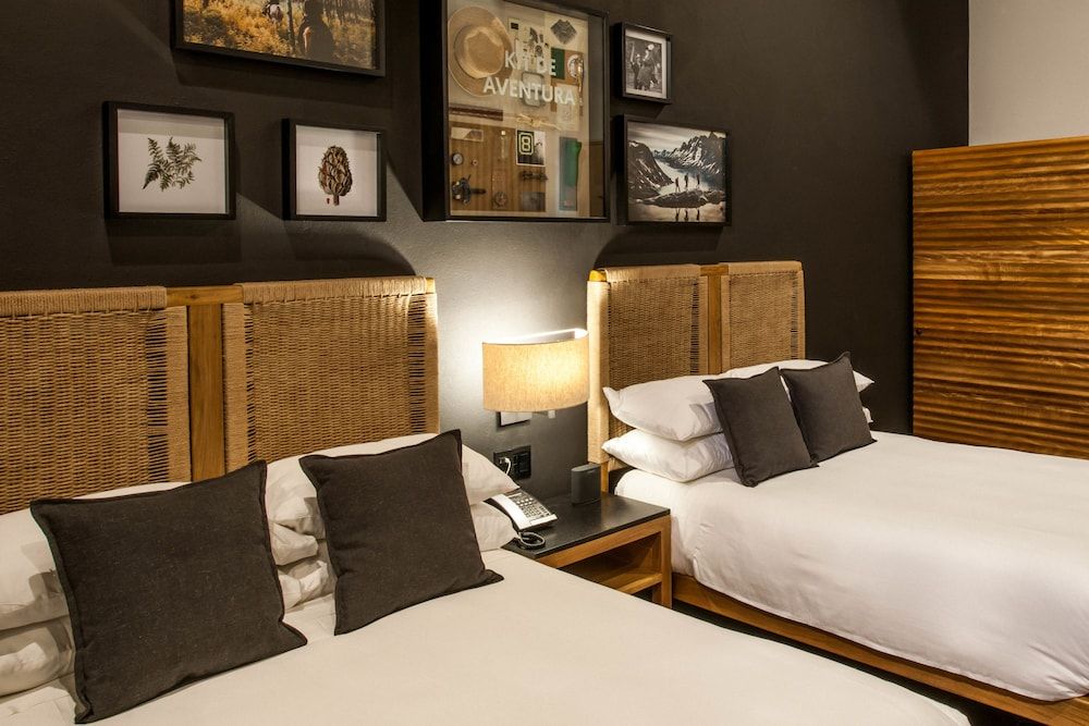 Cinco Rodavento Quadruple Room, Multiple Beds, Private Bathroom, Tower