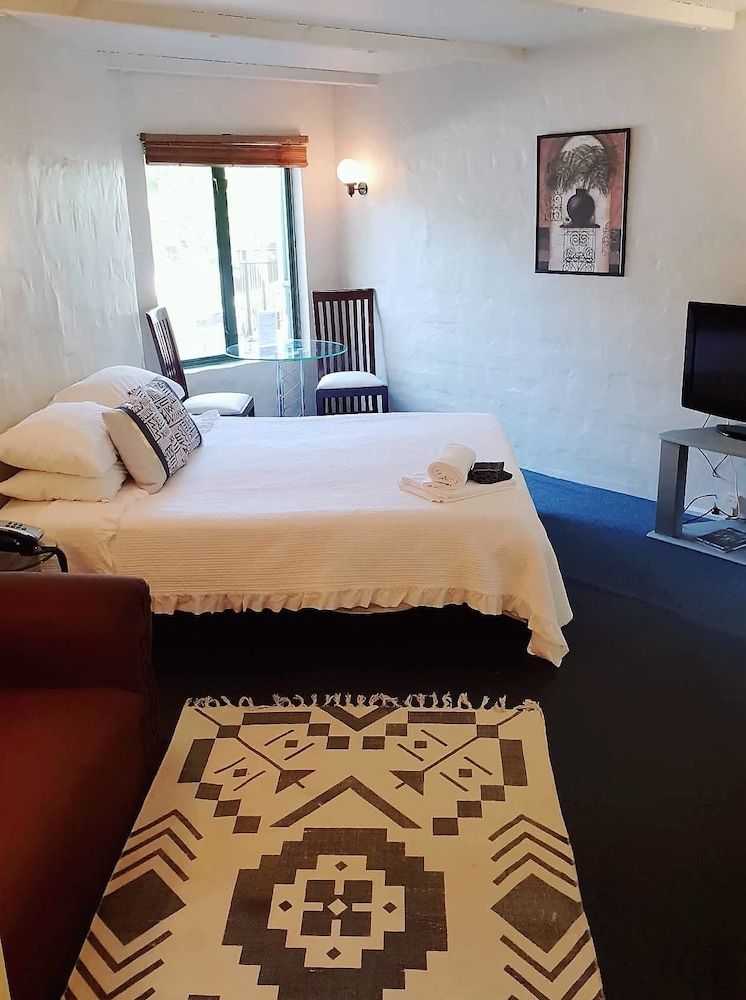 Executive Studio, 1 King Bed