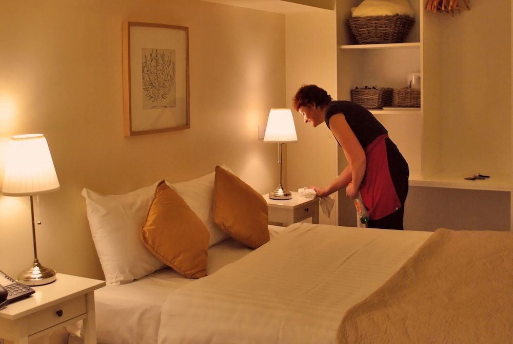 undefined Waterloo Lodge 2