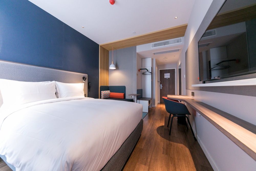 Holiday Inn Express Shanghai Tangzhen by IHG Standard Room, 1 Queen Bed 4