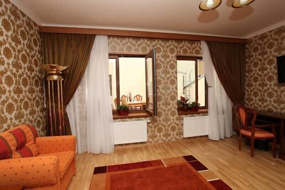 undefined Hotel Askania 7