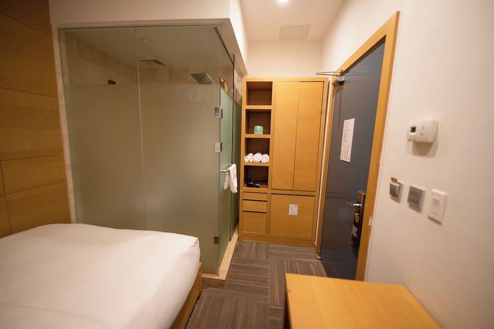 The One Boutique Hotel Compact Room 9