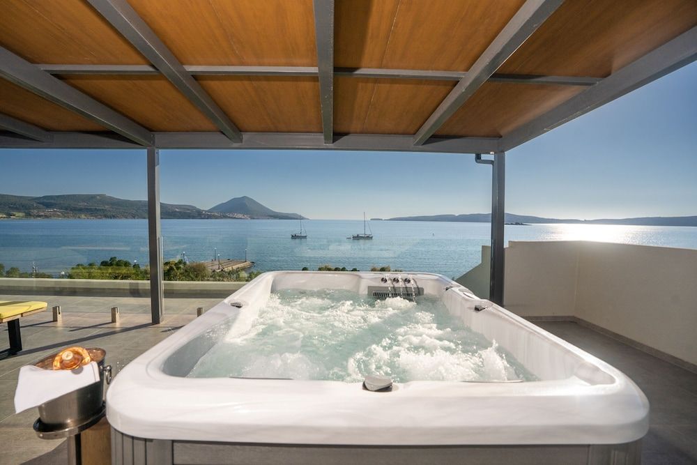 Zoe Seaside Resort Superior Penthouse with Panoramic Sea View 15