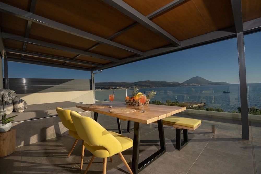 Zoe Seaside Resort Superior Penthouse with Panoramic Sea View 6
