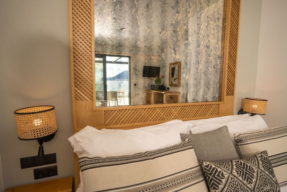 Zoe Seaside Resort Superior Penthouse with Panoramic Sea View 3